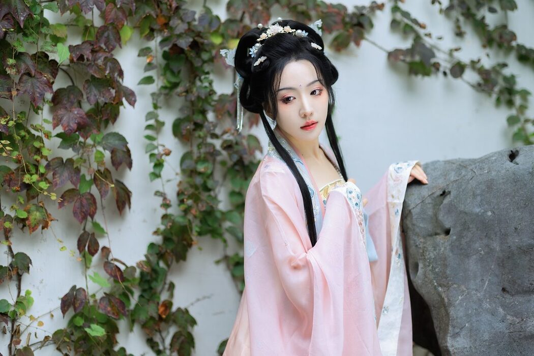 YiTuYu艺图语 Vol.4868 Shi Zhen De Nan Yuan