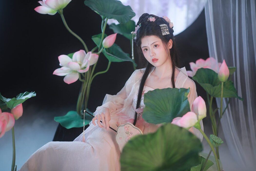 YiTuYu艺图语 Vol.4974 Dai Bu Zhu De Yi Mi