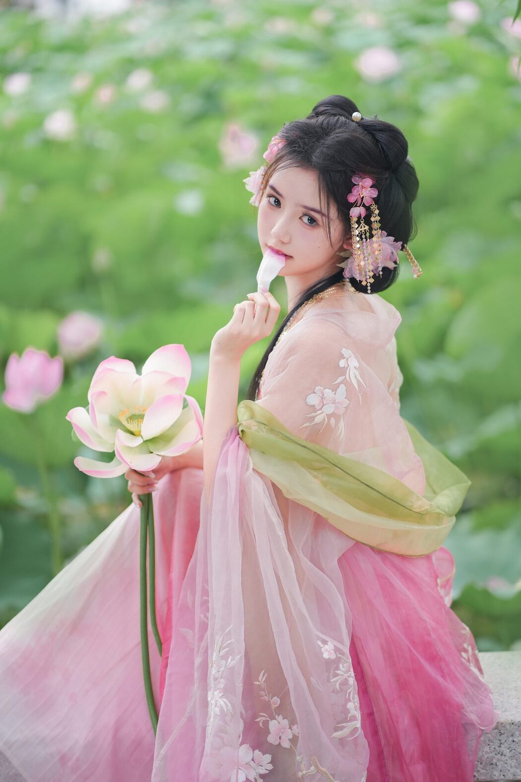 YiTuYu艺图语 Vol.4884 Shi Yu Gan A