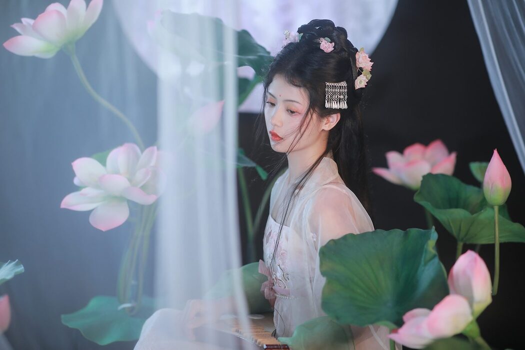 YiTuYu艺图语 Vol.4974 Dai Bu Zhu De Yi Mi