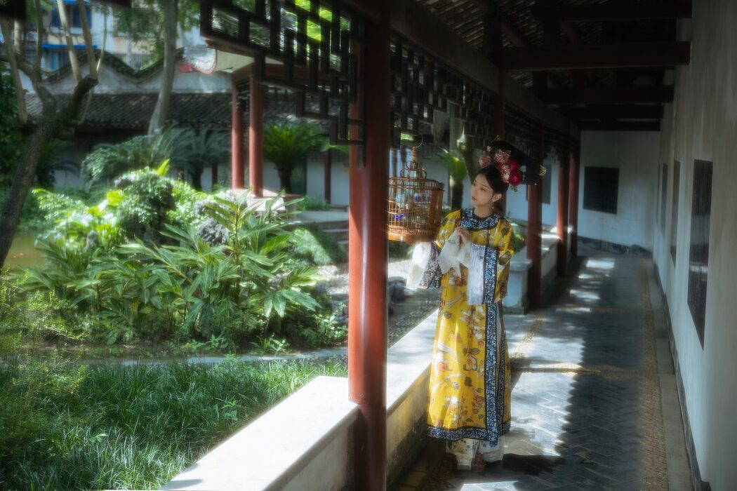 YiTuYu艺图语 Vol.4858 Zhi Zhi Qi