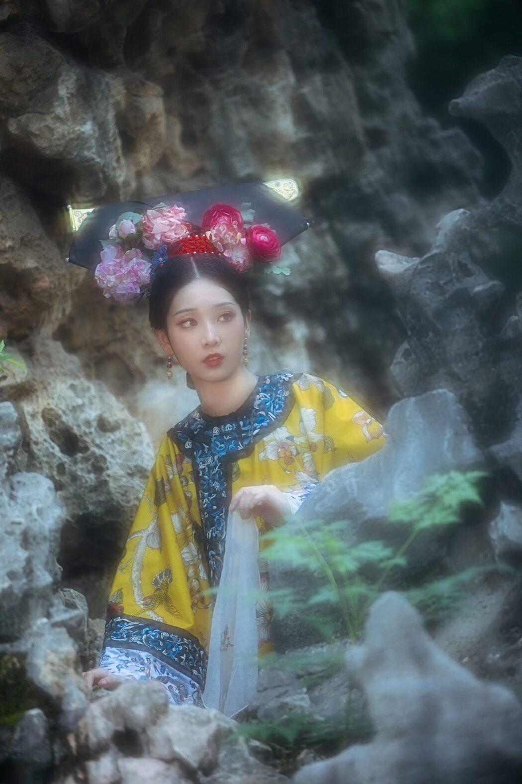 YiTuYu艺图语 Vol.4858 Zhi Zhi Qi