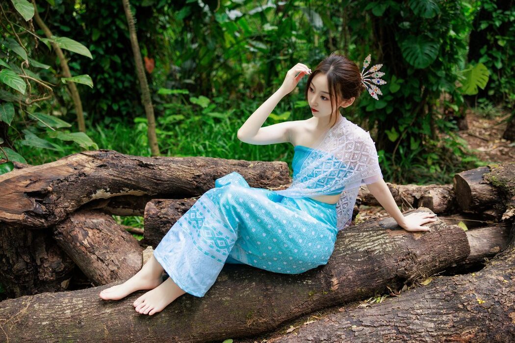 YiTuYu艺图语 Vol.4913 She Kong De Luan Luan