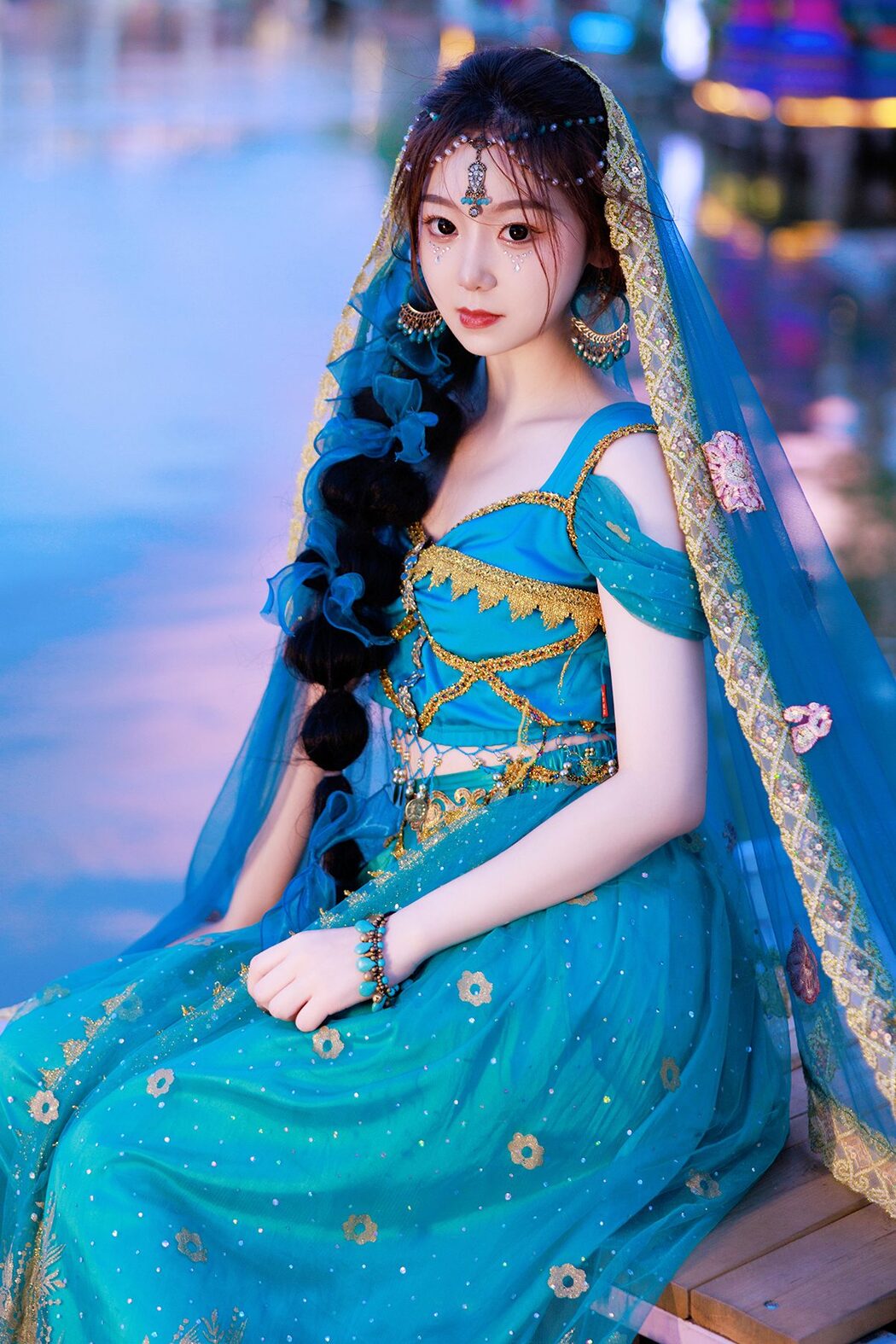 YiTuYu艺图语 Vol.4881 She Kong De Luan Luan Cover Photo