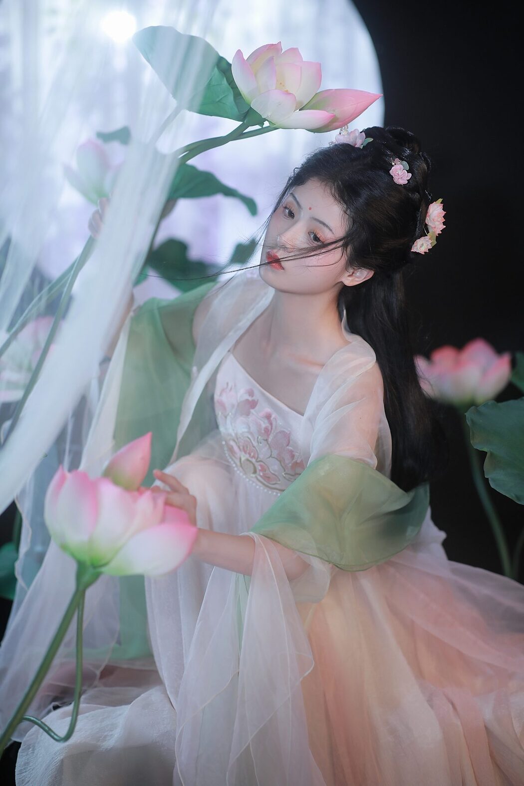 YiTuYu艺图语 Vol.4974 Dai Bu Zhu De Yi Mi
