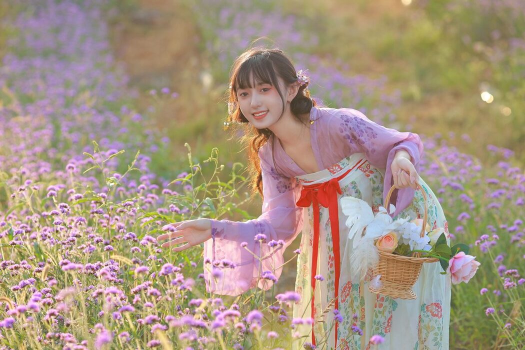 YiTuYu艺图语 Vol.5115 Nuo Nuo Chi Nuo Mi