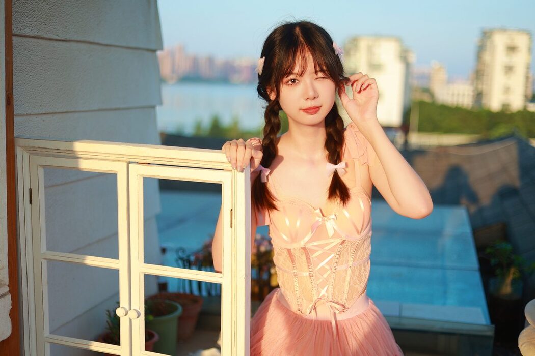 YiTuYu艺图语 Vol.5098 Mu Yan Se Cc