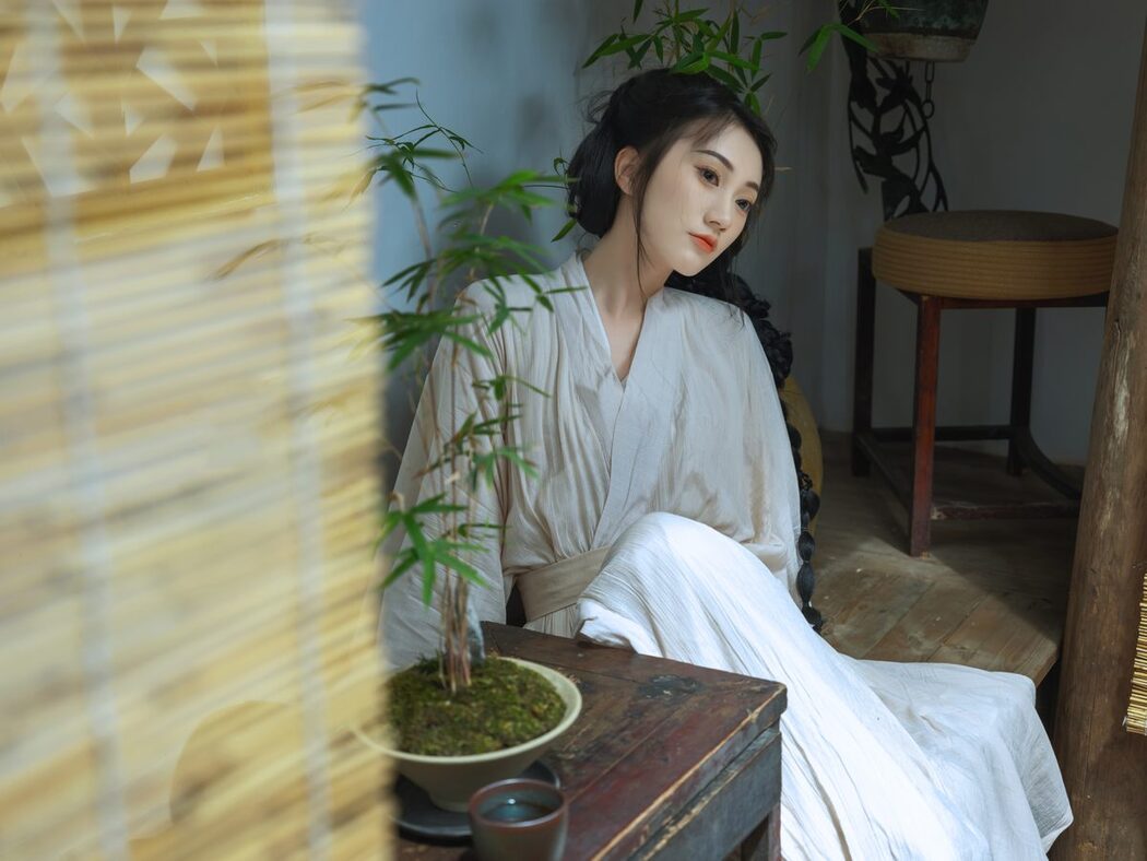 YiTuYu艺图语 Vol.5027 Dong Chu Liu