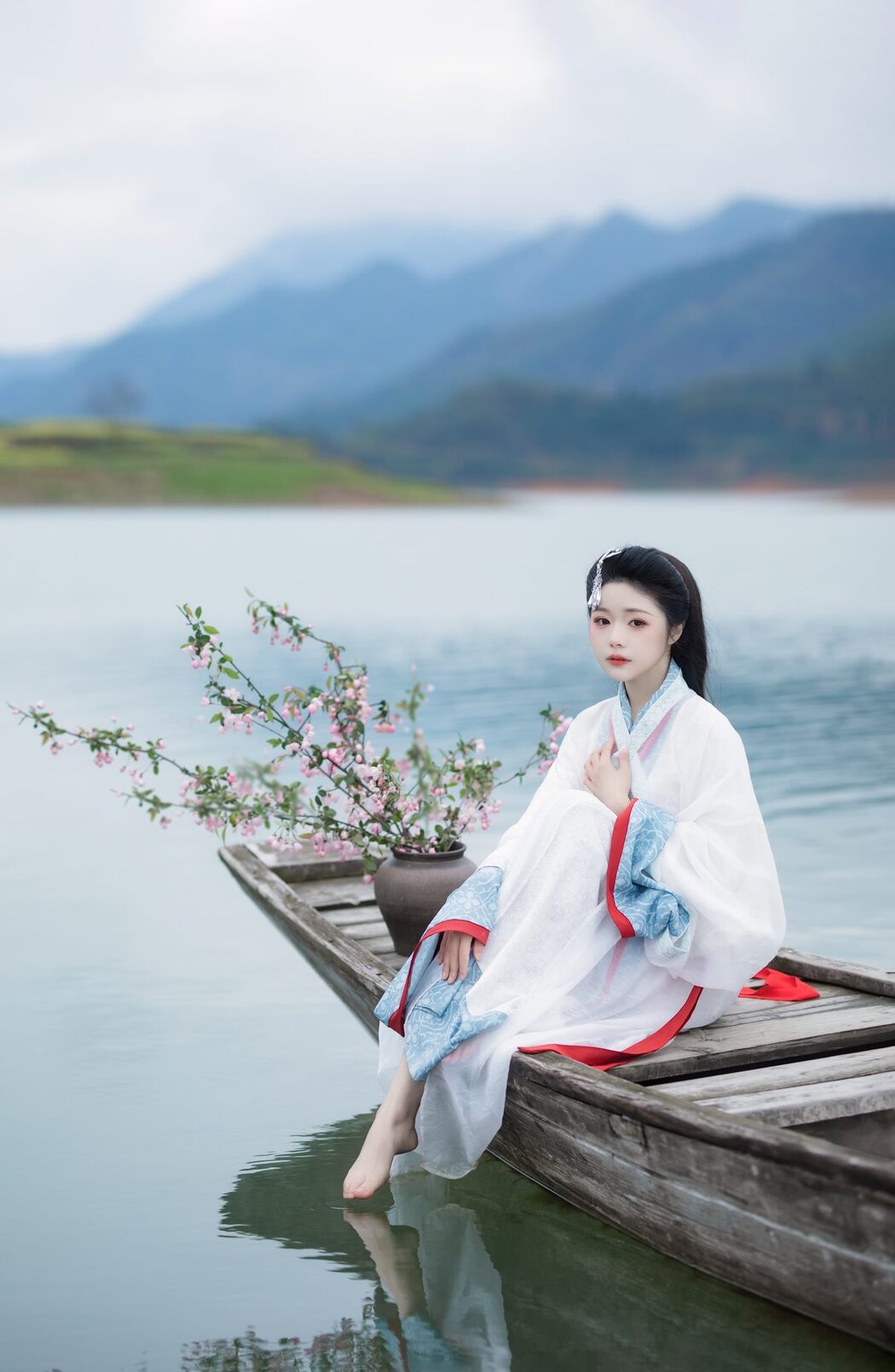 YiTuYu艺图语 Vol.5040 Yun Yun De Hei Yan Quan Er