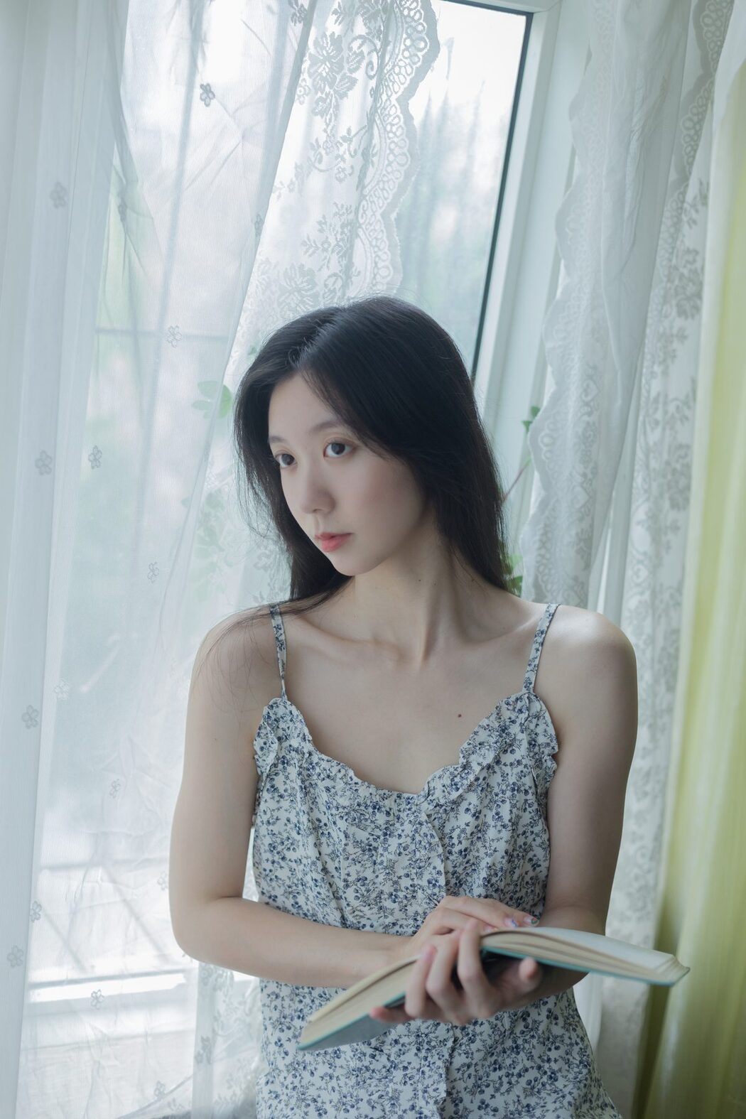 YiTuYu艺图语 Vol.5030 Si Mao Shao Nu