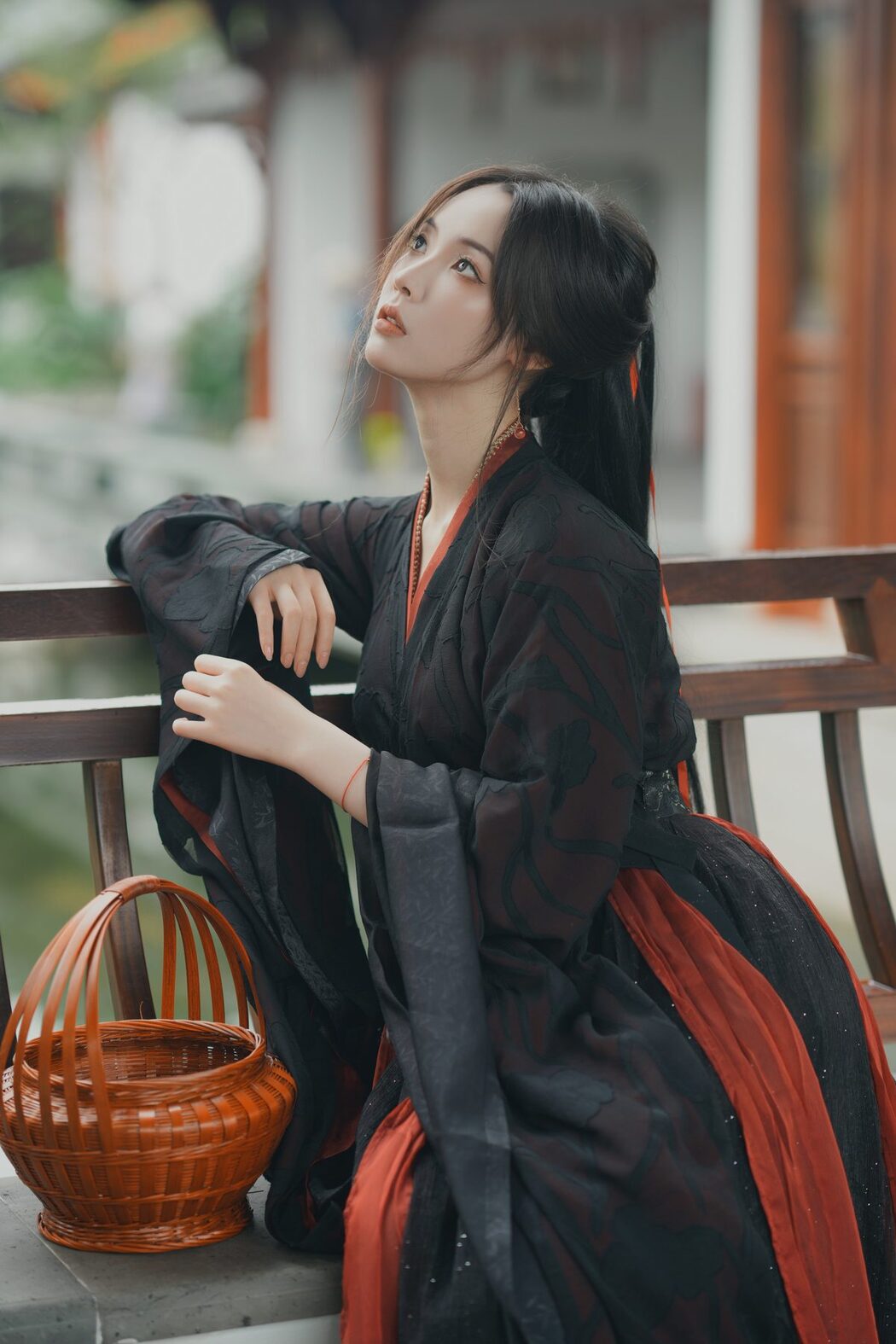 YiTuYu艺图语 Vol.4989 Vi Ge Vivian