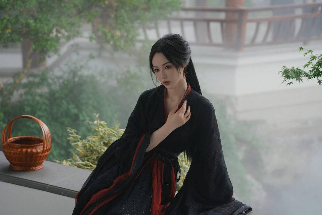 YiTuYu艺图语 Vol.4989 Vi Ge Vivian