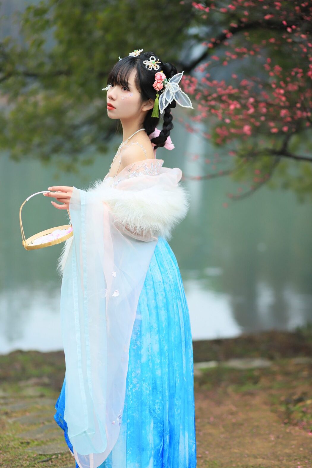 YiTuYu艺图语 Vol.5120 Xiao Yang