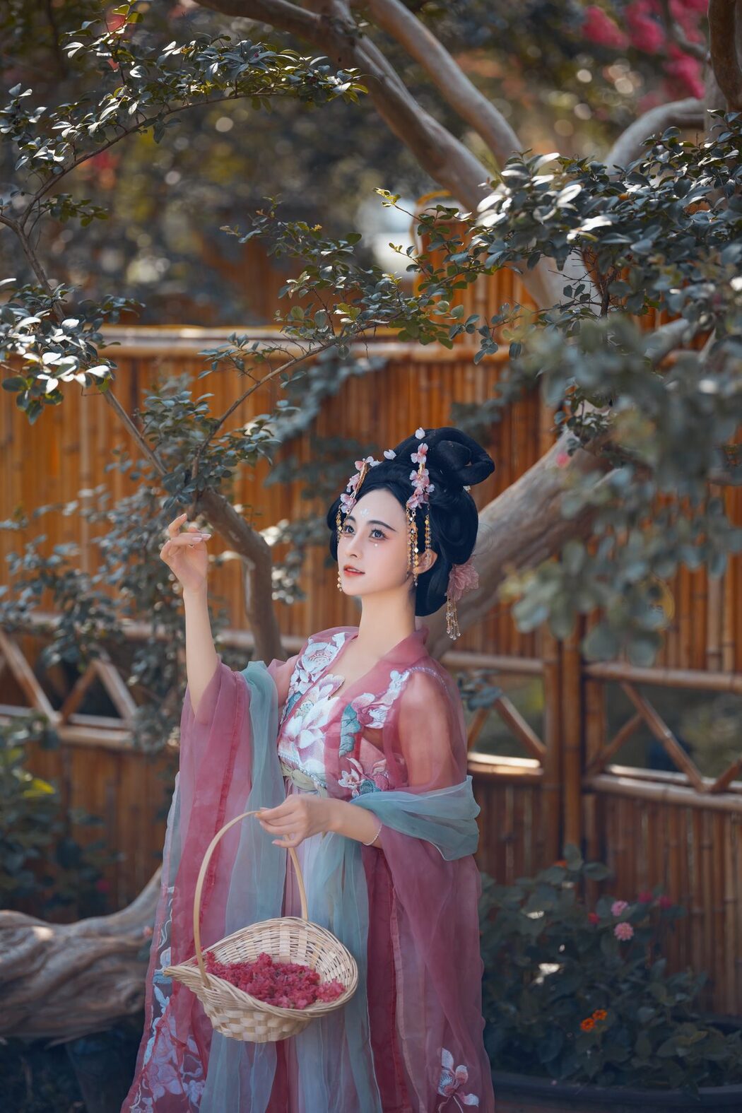 YiTuYu艺图语 Vol.5079 Qian Luo