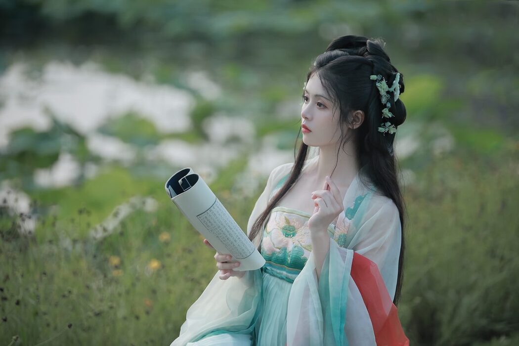 YiTuYu艺图语 Vol.5154 Dai Bu Zhu De Yi Mi