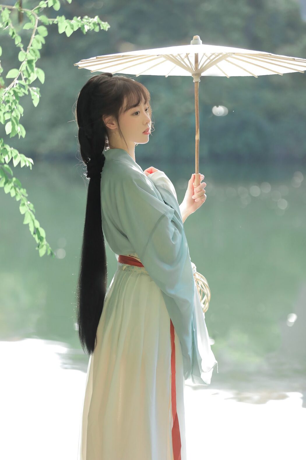 YiTuYu艺图语 Vol.5068 Qian Qian