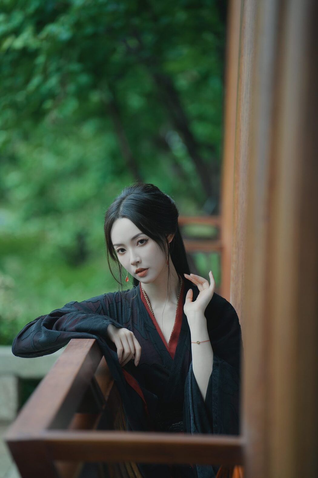 YiTuYu艺图语 Vol.4989 Vi Ge Vivian