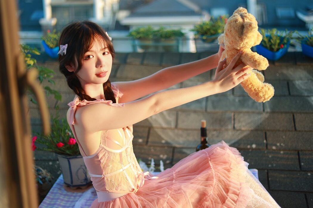YiTuYu艺图语 Vol.5098 Mu Yan Se Cc