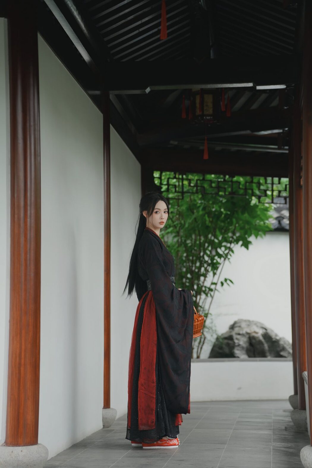 YiTuYu艺图语 Vol.4989 Vi Ge Vivian