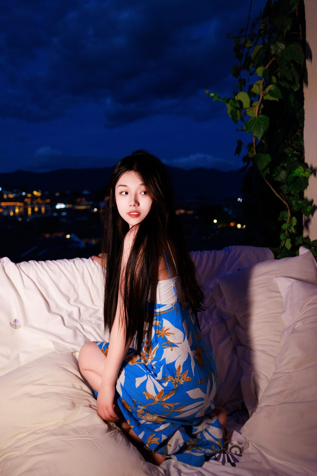 YiTuYu艺图语 Vol.5024 Pei Tong Xue