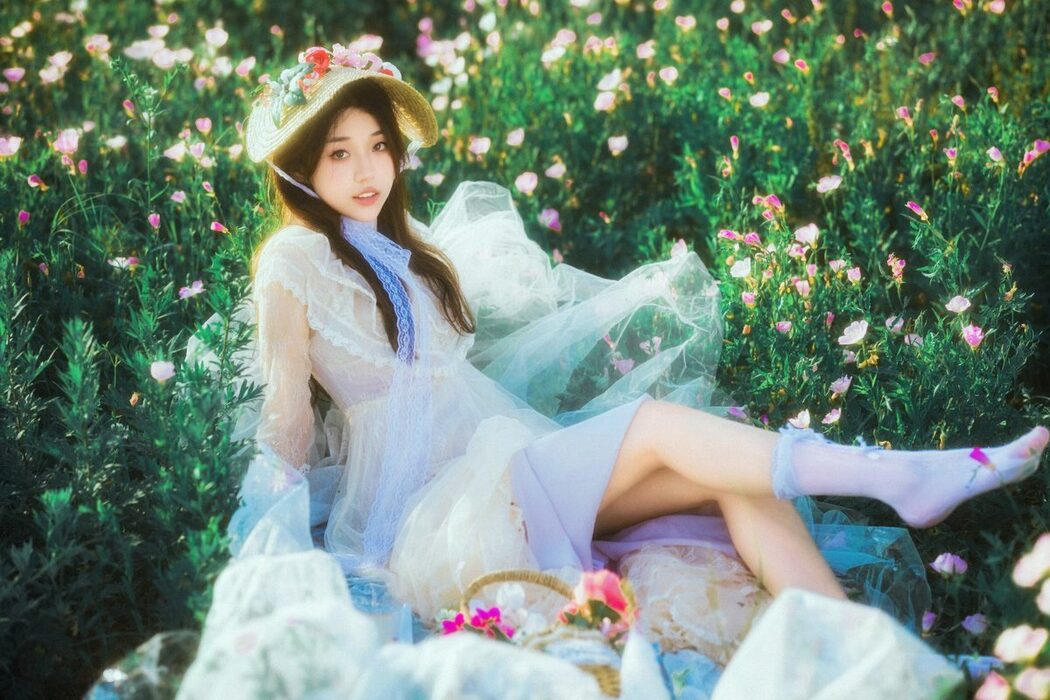 YiTuYu艺图语 Vol.5012 Pei Tong Xue