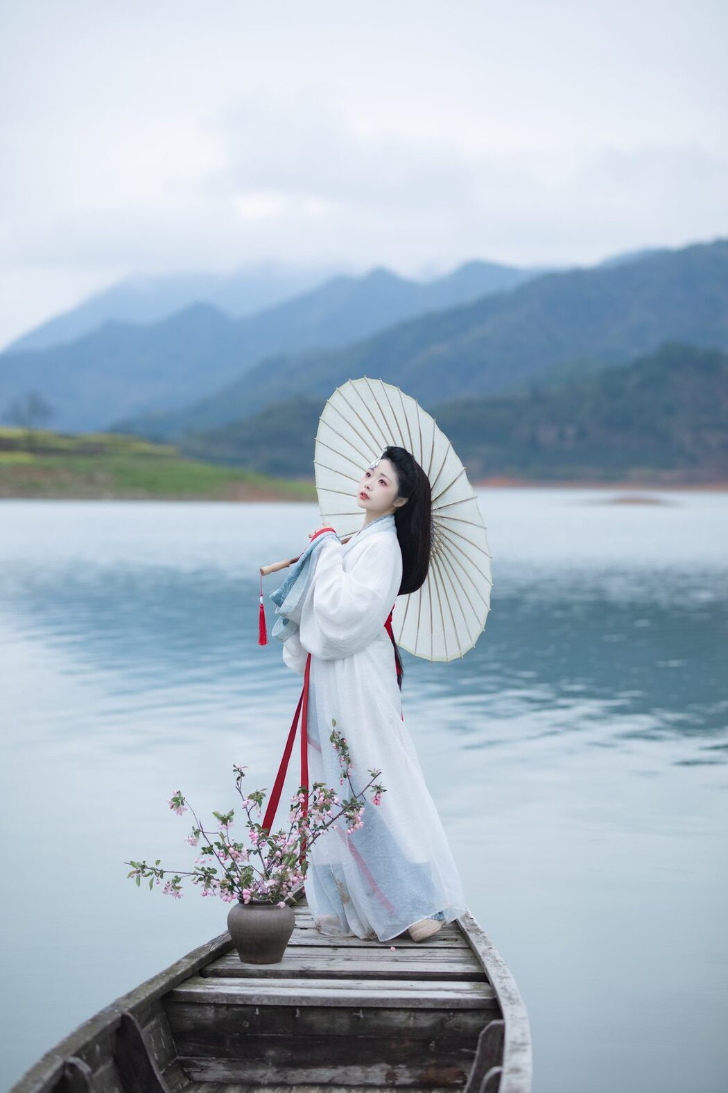 YiTuYu艺图语 Vol.5040 Yun Yun De Hei Yan Quan Er