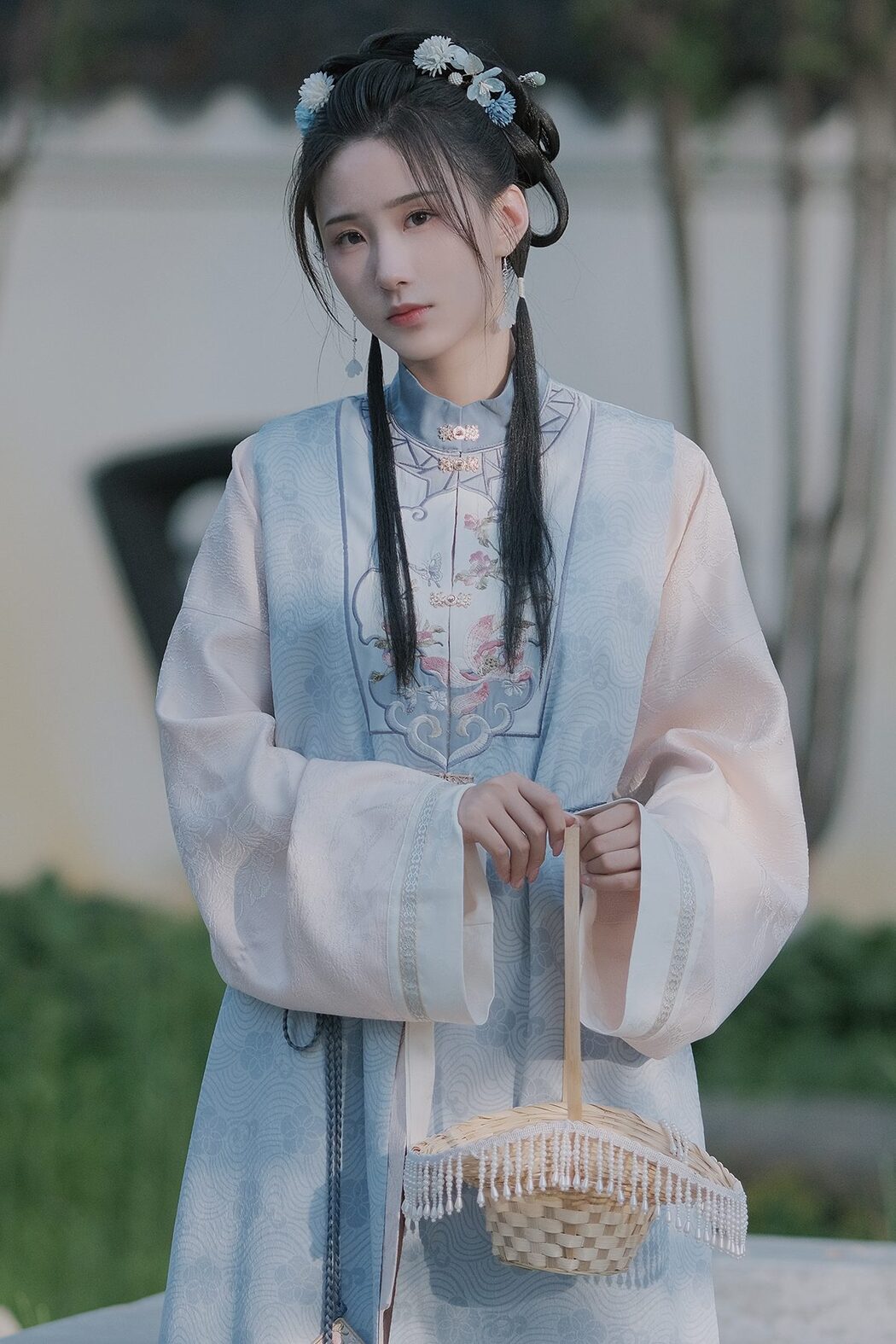 YiTuYu艺图语 Vol.4983 Zhao Min Cover Photo