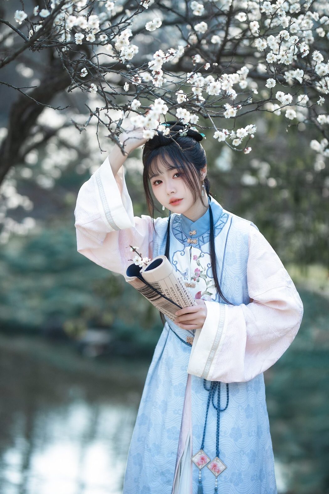 YiTuYu艺图语 Vol.5073 Yun Yun De Hei Yan Quan Er