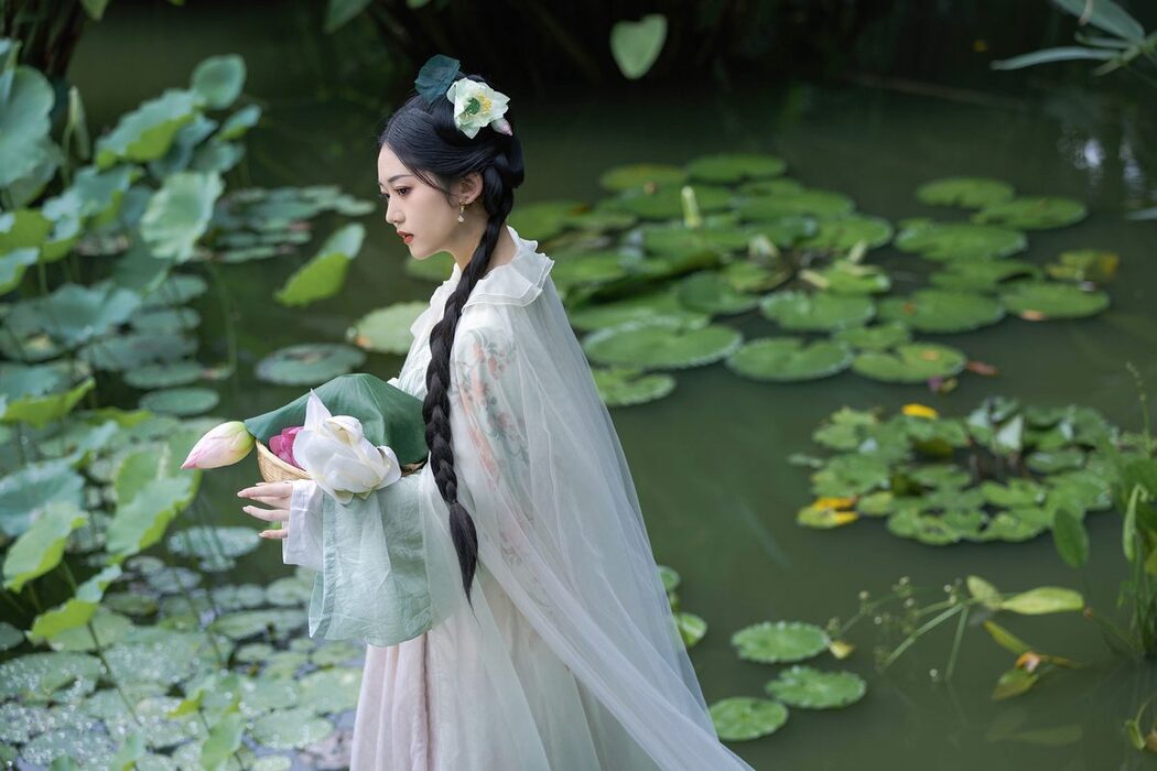 YiTuYu艺图语 Vol.5163 Shen Shi Si