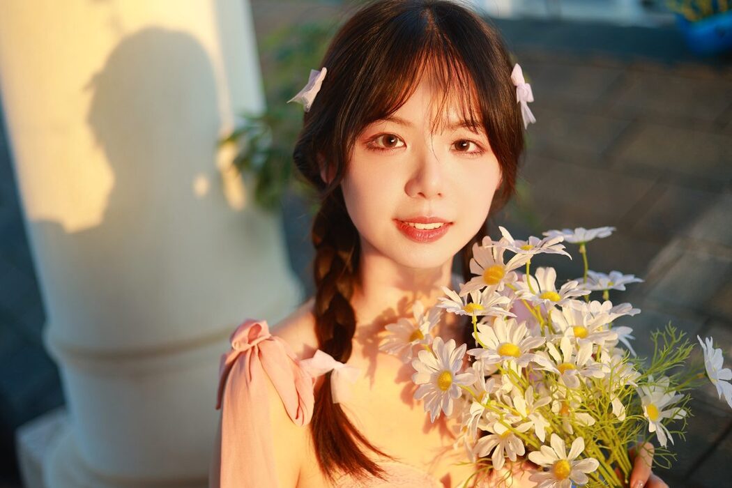YiTuYu艺图语 Vol.5098 Mu Yan Se Cc