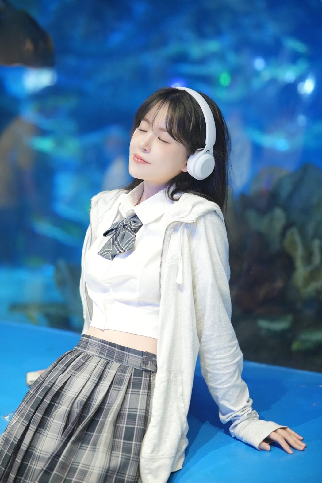 YiTuYu艺图语 Vol.5103 Luo Xin Xin