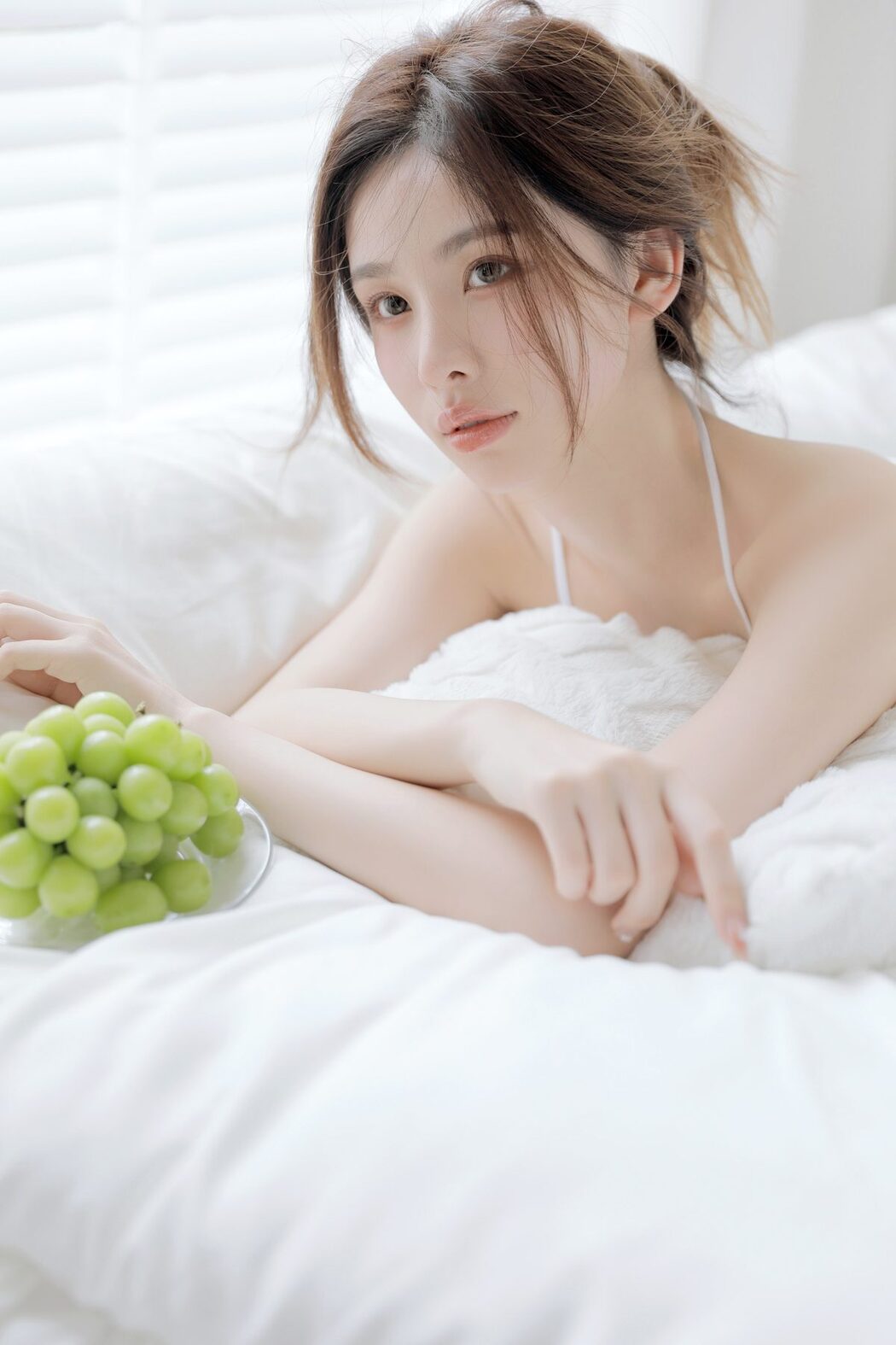 YiTuYu艺图语 Vol.5084 Xiao Fei ZZ