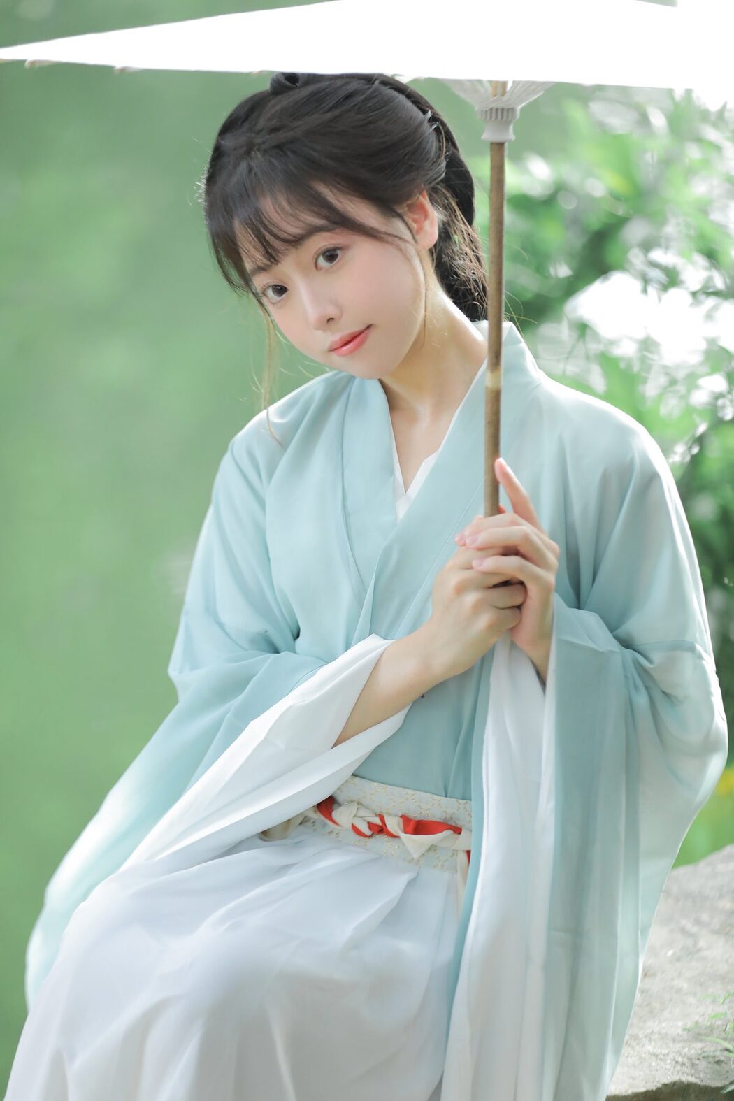 YiTuYu艺图语 Vol.5068 Qian Qian