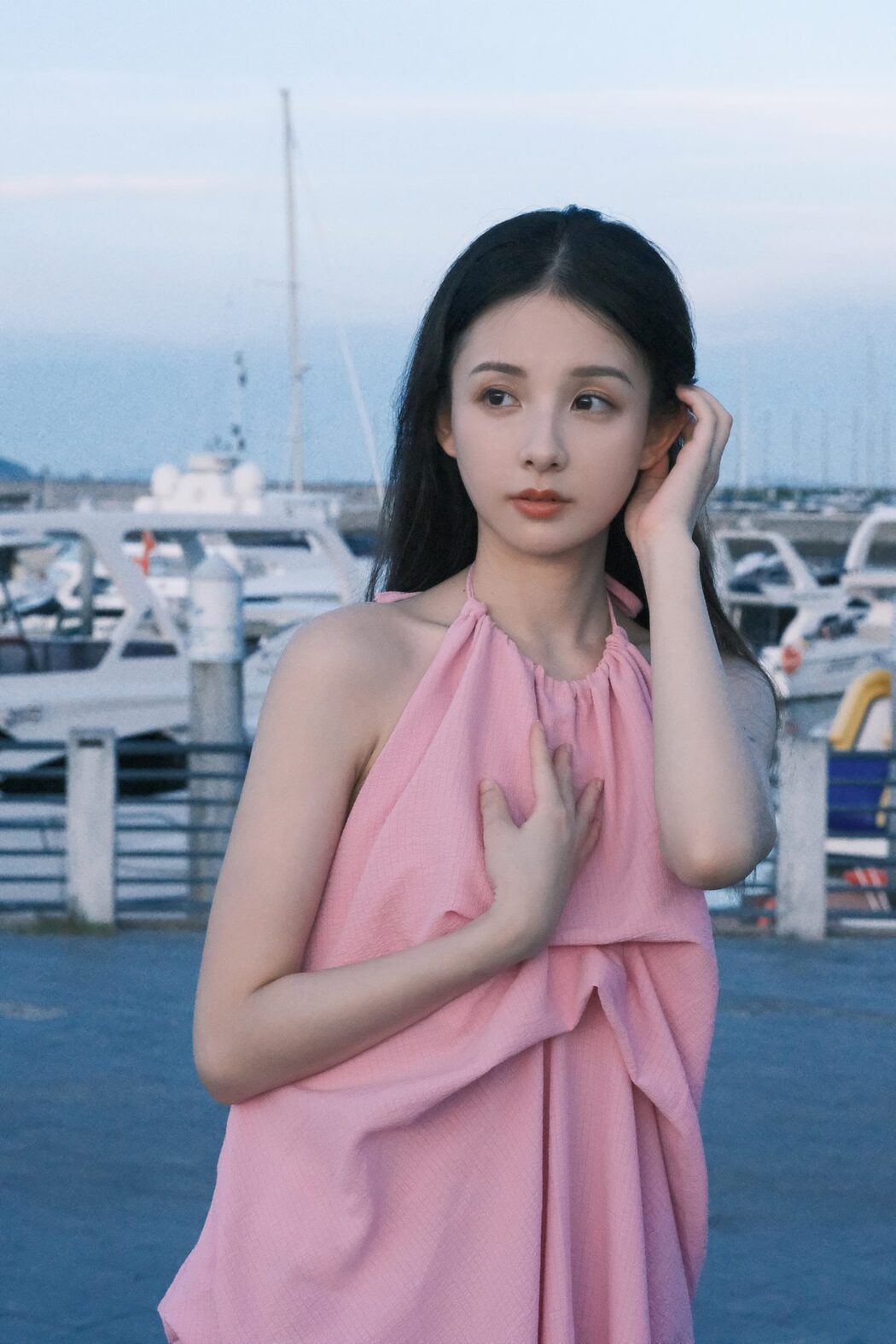 YiTuYu艺图语 Vol.5129 Mei Xin Xin