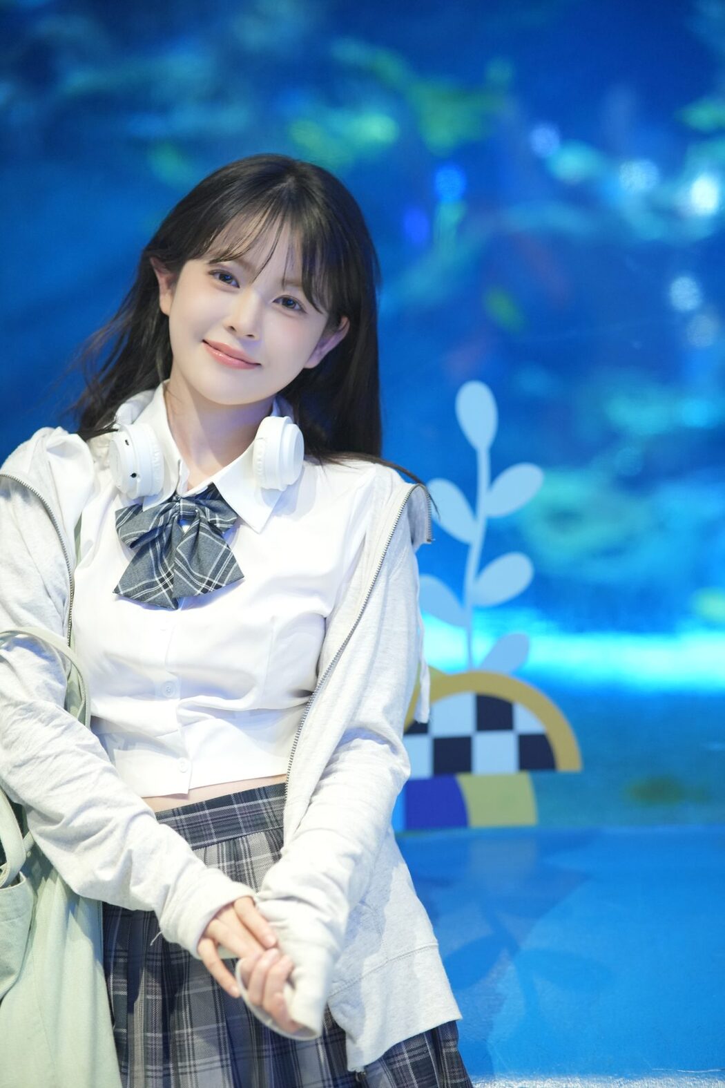 YiTuYu艺图语 Vol.5103 Luo Xin Xin