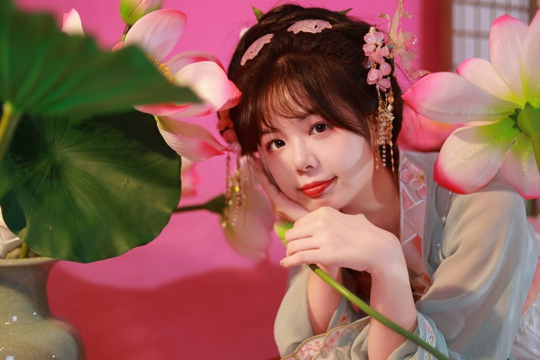 YiTuYu艺图语 Vol.5061 Mu Yan Se Cc