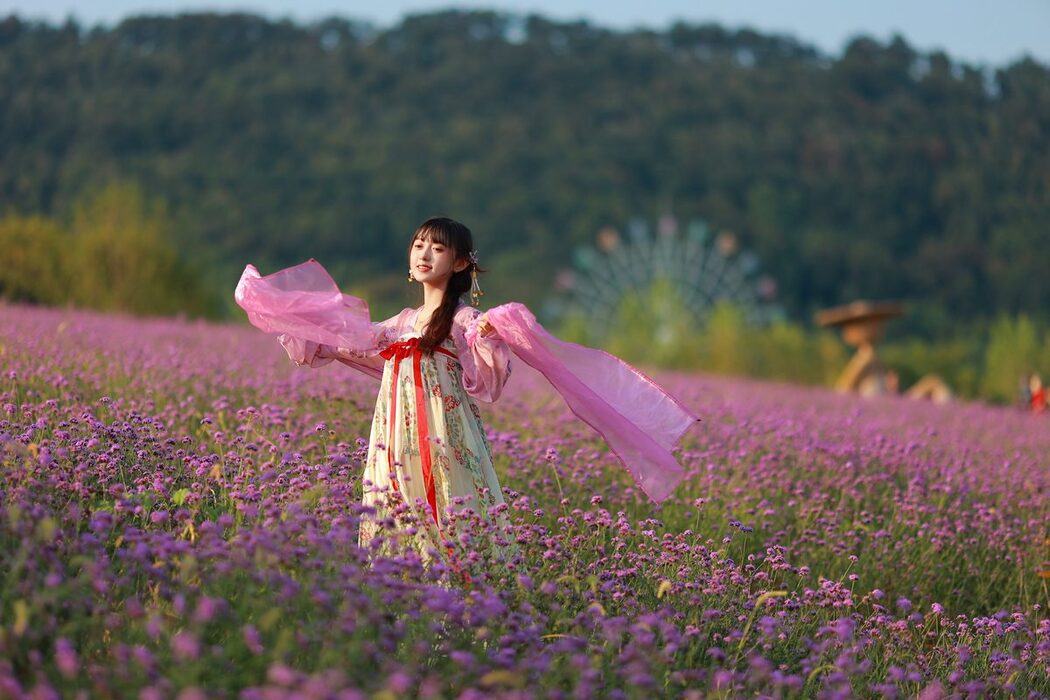 YiTuYu艺图语 Vol.5115 Nuo Nuo Chi Nuo Mi