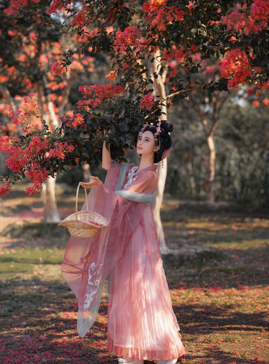 YiTuYu艺图语 Vol.5079 Qian Luo