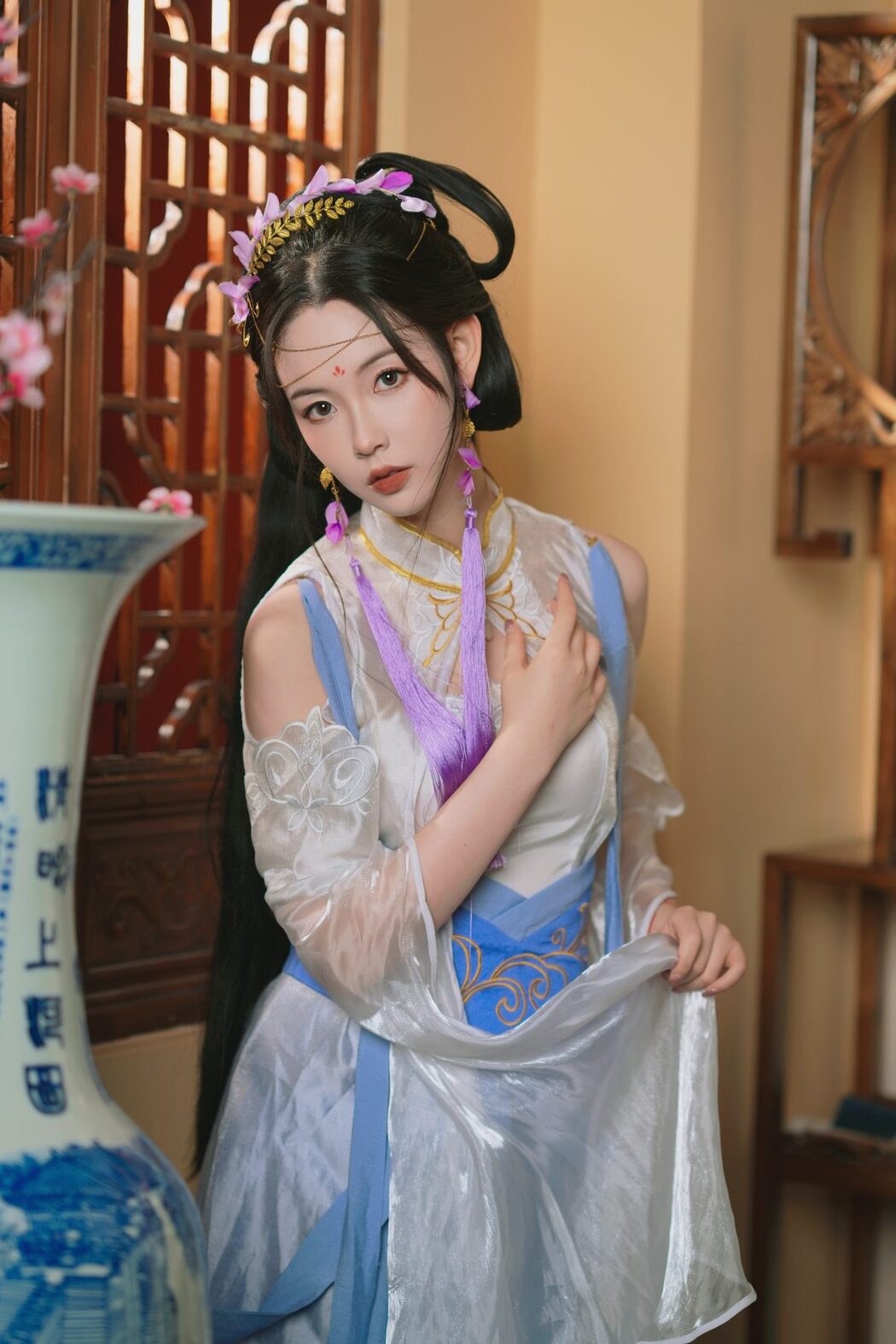 YiTuYu艺图语 Vol.5148 Vi Ge Vivian