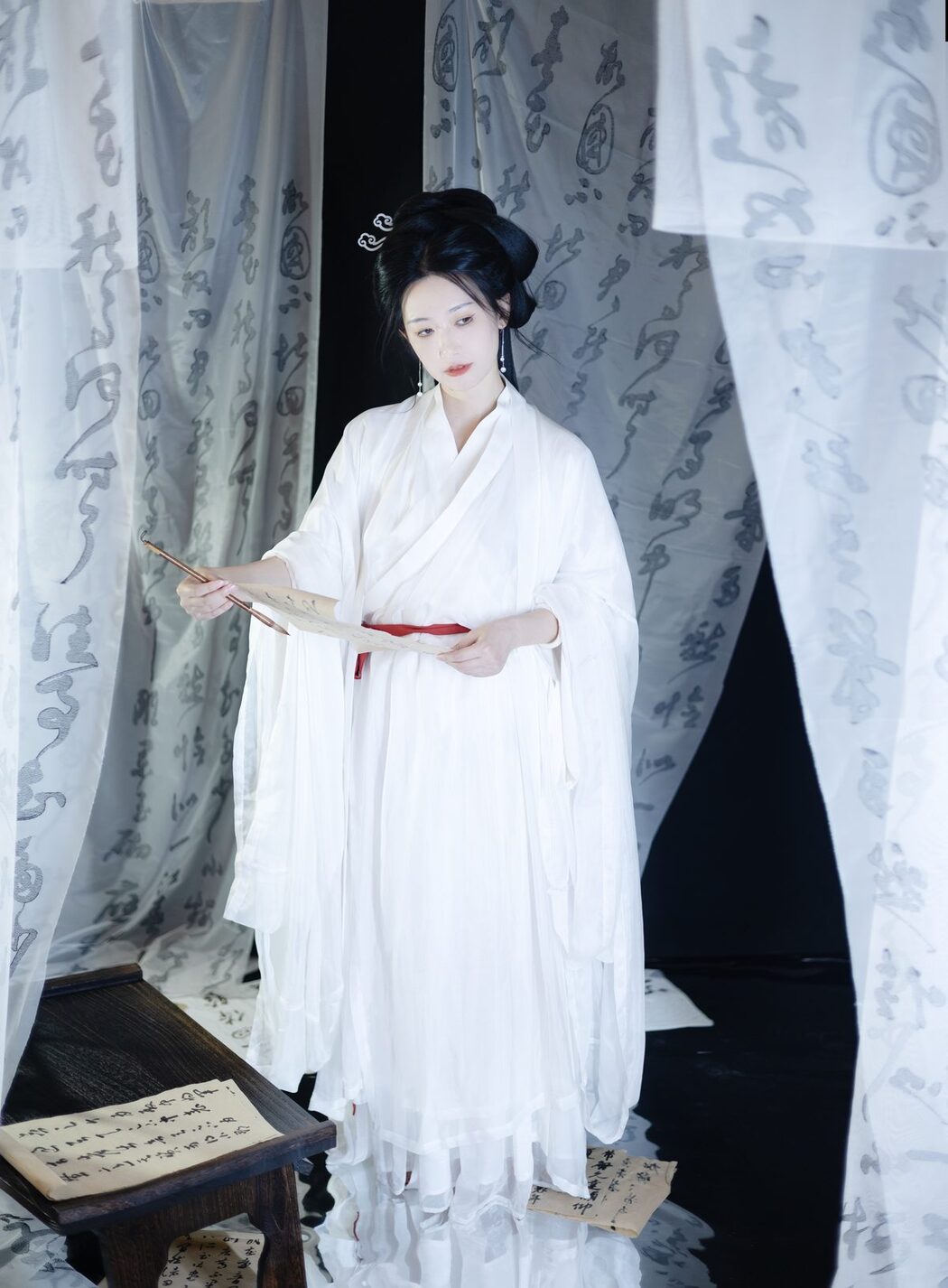 YiTuYu艺图语 Vol.5168 Zhi Shi