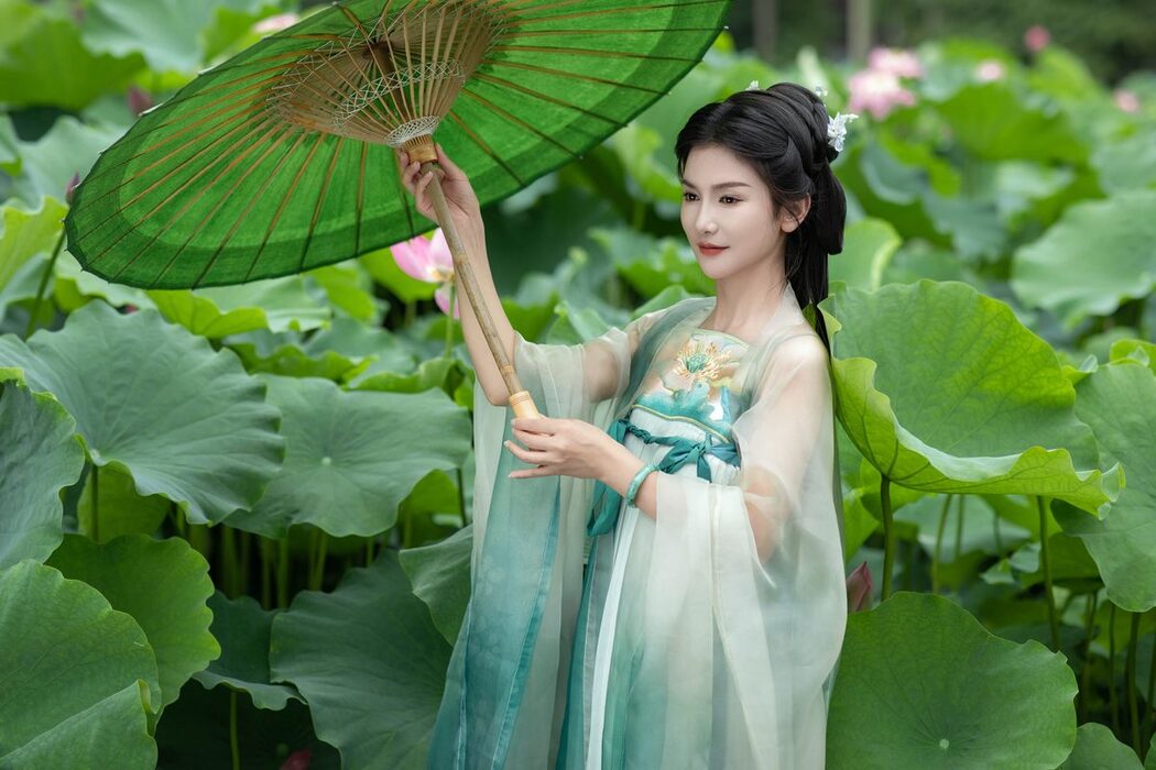 YiTuYu艺图语 Vol.5076 Ji Yi