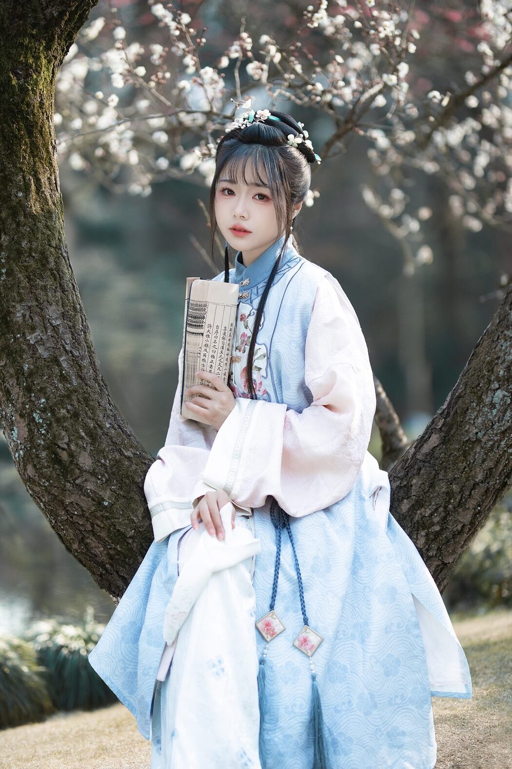 YiTuYu艺图语 Vol.5073 Yun Yun De Hei Yan Quan Er