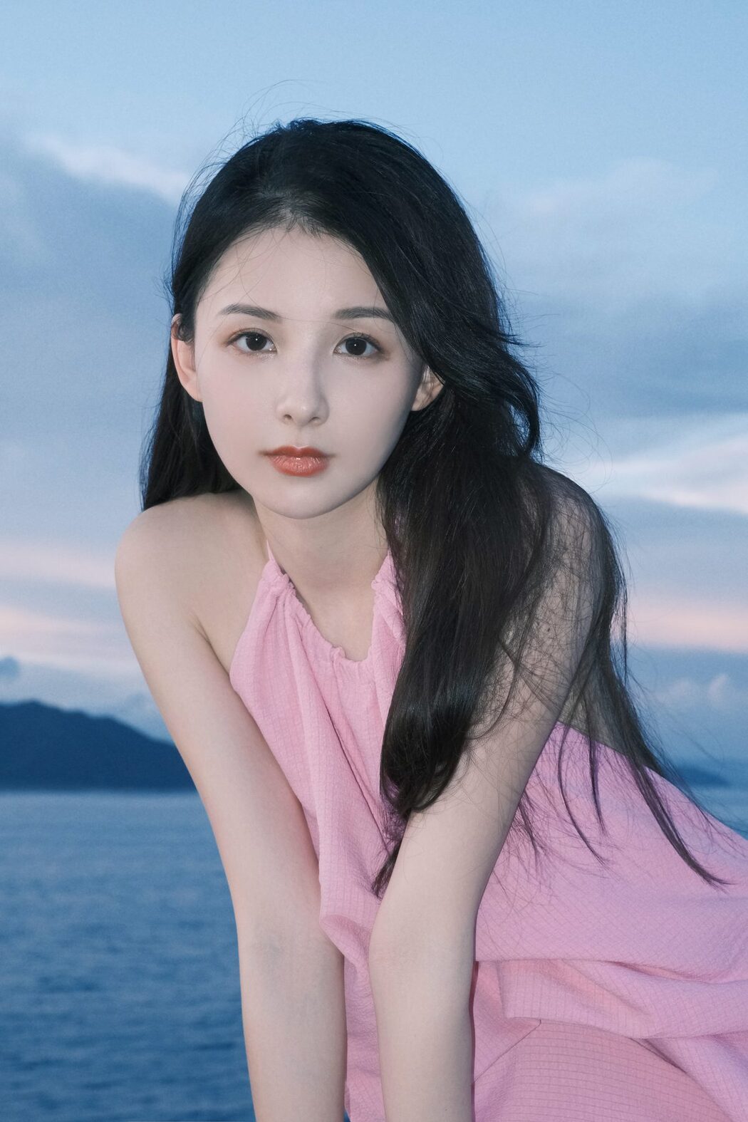 YiTuYu艺图语 Vol.5129 Mei Xin Xin