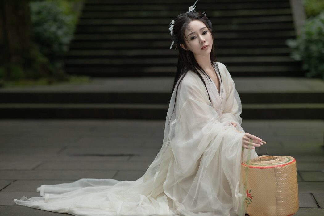YiTuYu艺图语 Vol.5016 Su Mei Zai Lu Shang