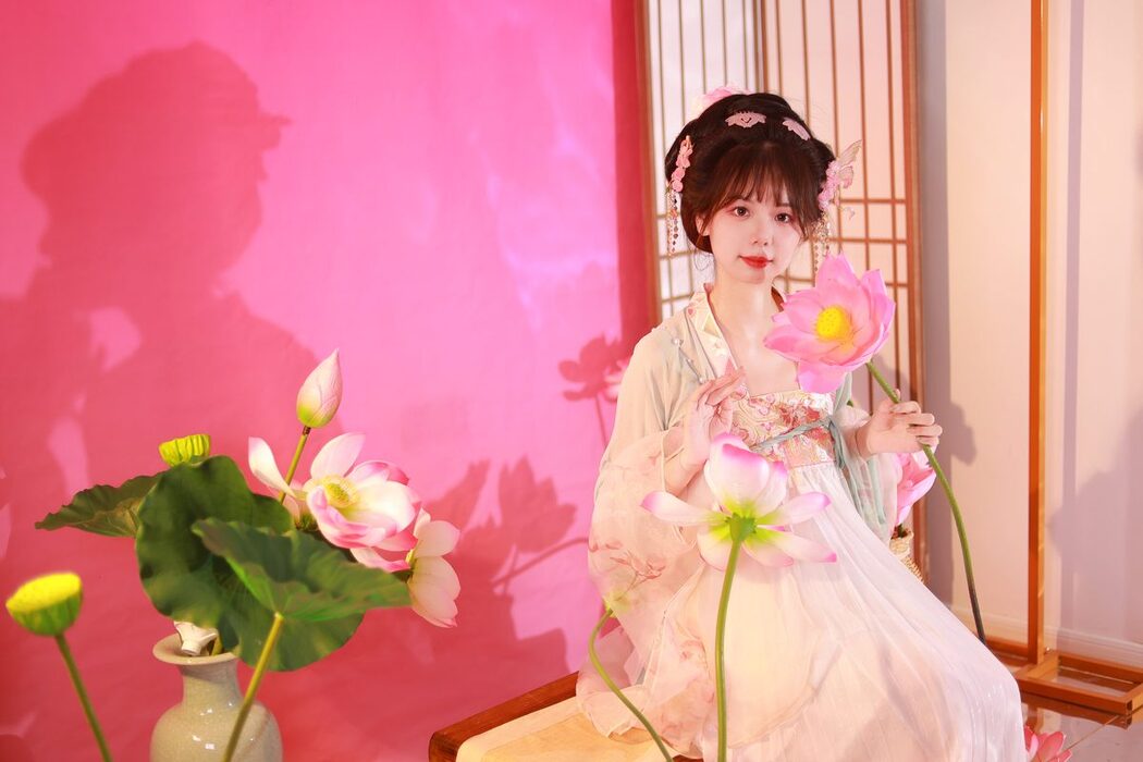 YiTuYu艺图语 Vol.5061 Mu Yan Se Cc