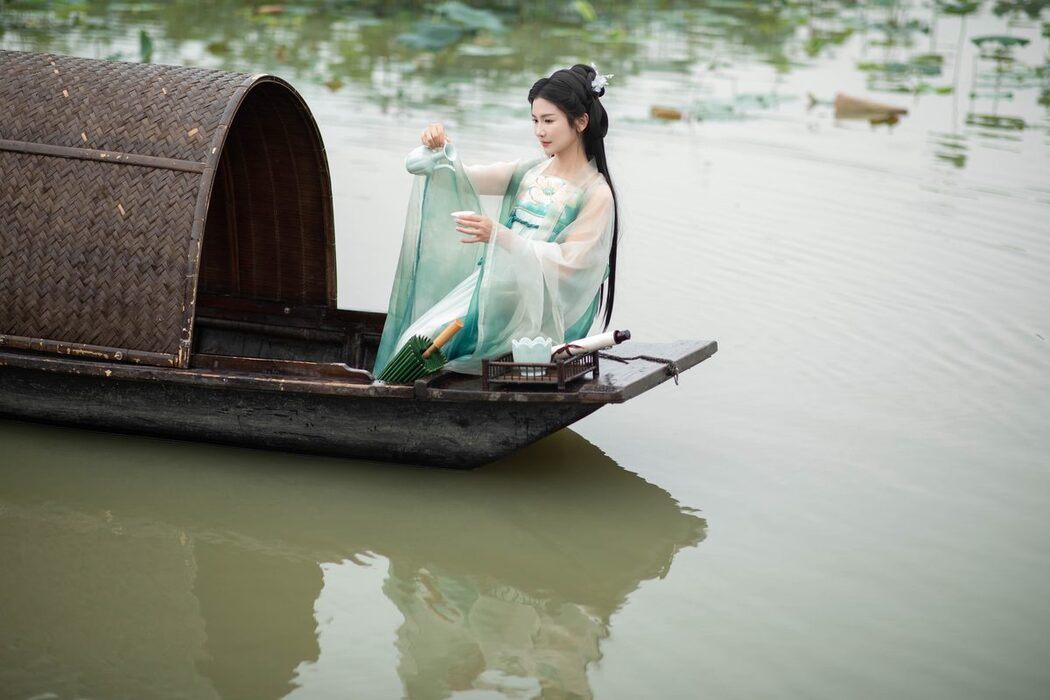 YiTuYu艺图语 Vol.5076 Ji Yi