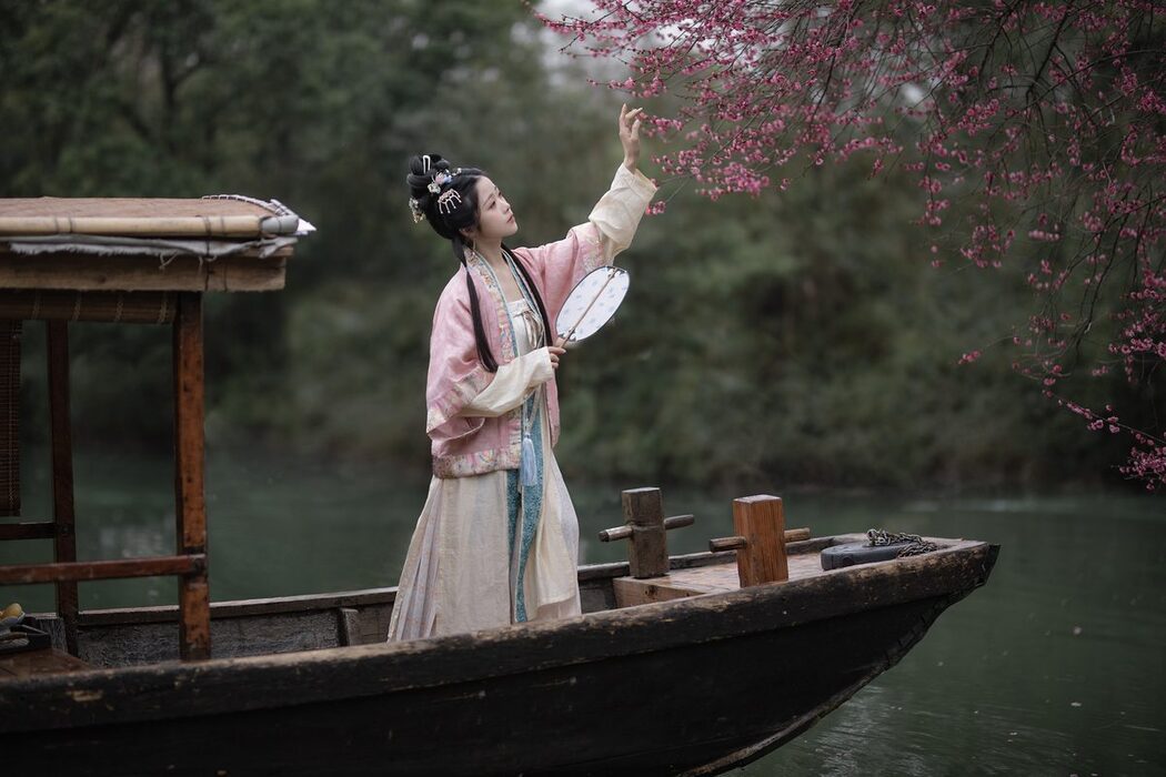 YiTuYu艺图语 Vol.5065 Yun Yun De Hei Yan Quan Er