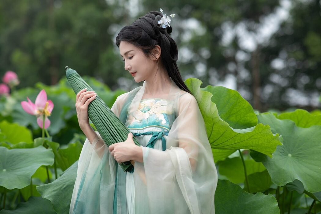 YiTuYu艺图语 Vol.5076 Ji Yi