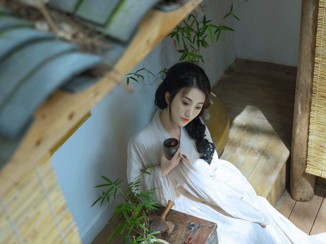 YiTuYu艺图语 Vol.5027 Dong Chu Liu