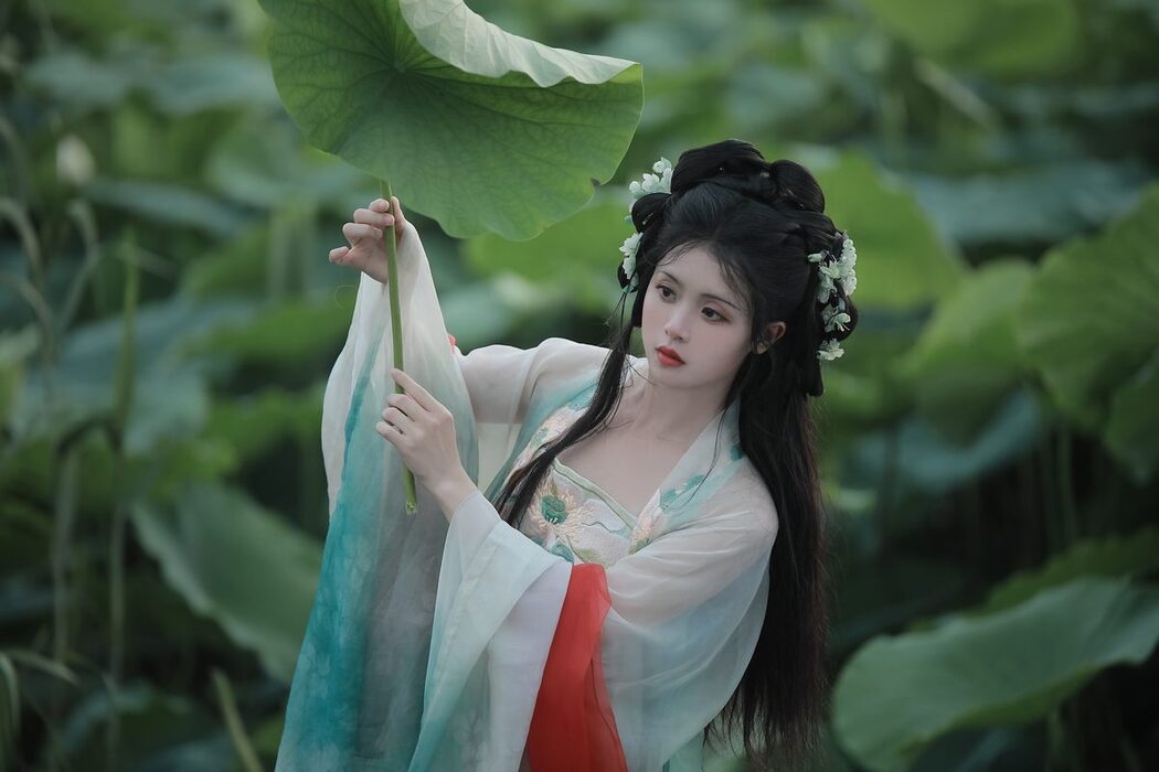 YiTuYu艺图语 Vol.5154 Dai Bu Zhu De Yi Mi
